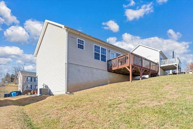 317 Timothy LN, Roanoke, VA 24017