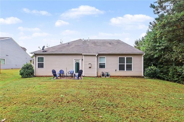 7988 Dawson Lane, Douglasville, GA 30134