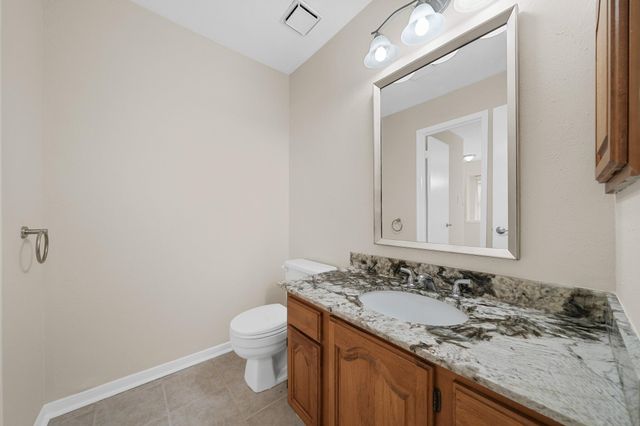 722 Regency Court, Friendswood, TX 77546