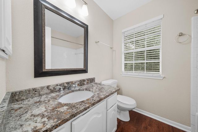 722 Regency Court, Friendswood, TX 77546