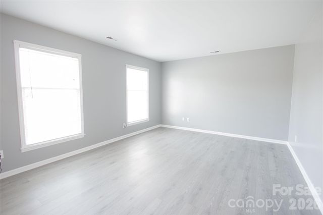 2220 Gaines Avenue, Gastonia, NC 28054