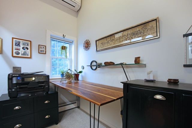 12 Stillwater Circle, Salem, NH 03079