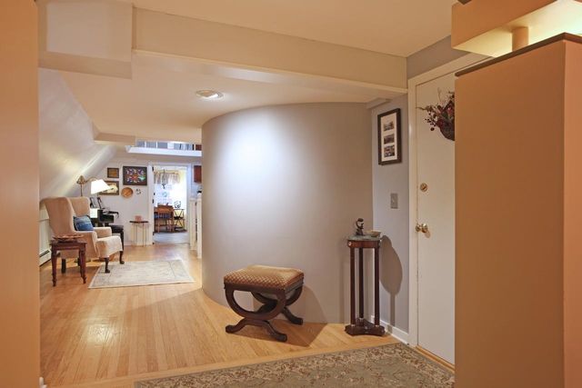 12 Stillwater Circle, Salem, NH 03079