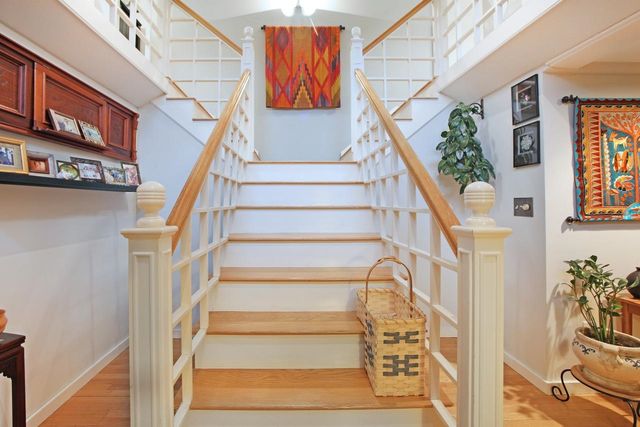 12 Stillwater Circle, Salem, NH 03079