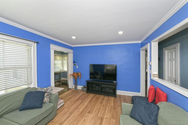 2478 S Saint Marks Avenue, Bellmore, NY 11710
