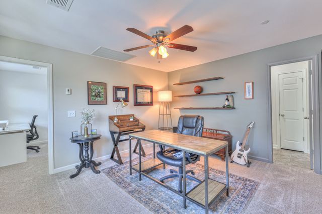 6008 Christmas Dr, Nolensville, TN 37135
