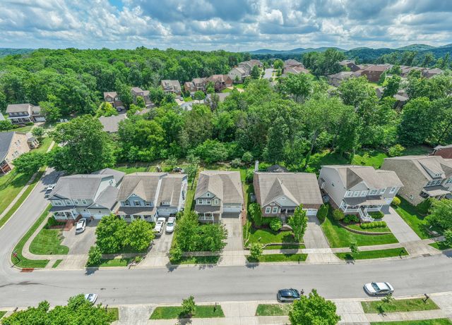 6008 Christmas Dr, Nolensville, TN 37135