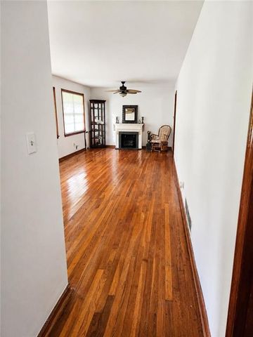 5527 Andrew Drive SW, Mableton, GA 30126
