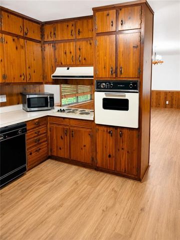 5527 Andrew Drive SW, Mableton, GA 30126