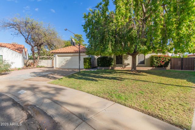 1922 E PALOMINO Drive, Tempe, AZ 85284