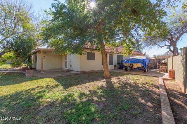 1922 E PALOMINO Drive, Tempe, AZ 85284