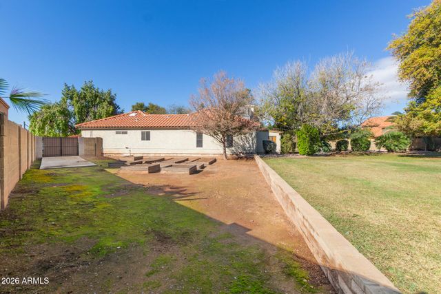 1922 E PALOMINO Drive, Tempe, AZ 85284