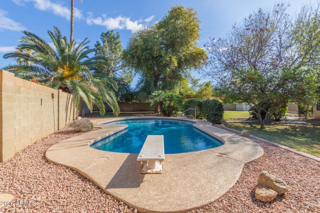 1922 E PALOMINO Drive, Tempe, AZ 85284