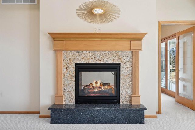 1175 Matador Drive, Platteville, WI 53818