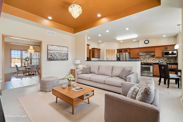 1175 Matador Drive, Platteville, WI 53818