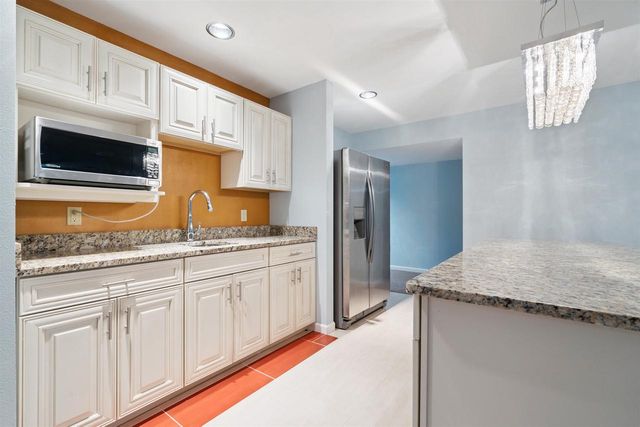 1175 Matador Drive, Platteville, WI 53818