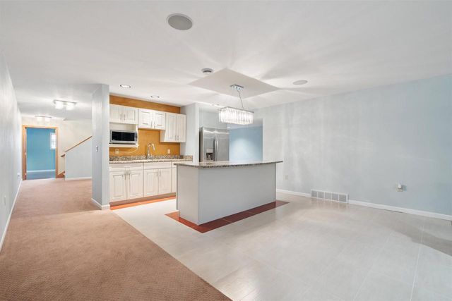 1175 Matador Drive, Platteville, WI 53818