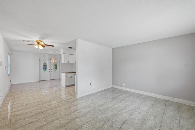 9810 N 54TH STREET, Temple Terrace, FL 33617
