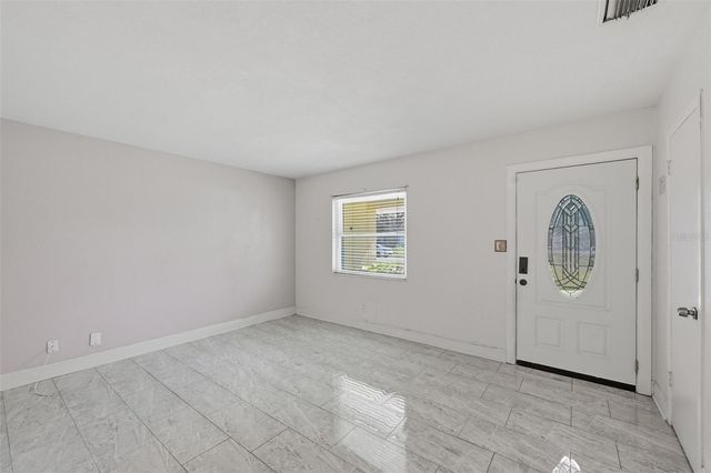 9810 N 54TH STREET, Temple Terrace, FL 33617