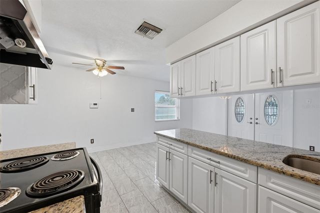 9810 N 54TH STREET, Temple Terrace, FL 33617