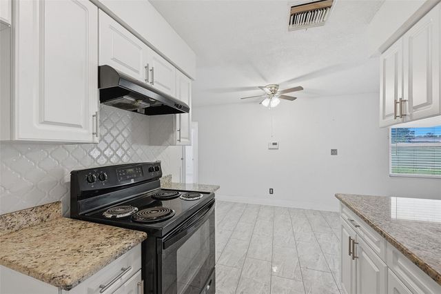 9810 N 54TH STREET, Temple Terrace, FL 33617