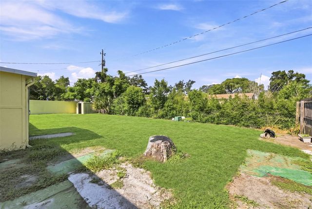9810 N 54TH STREET, Temple Terrace, FL 33617