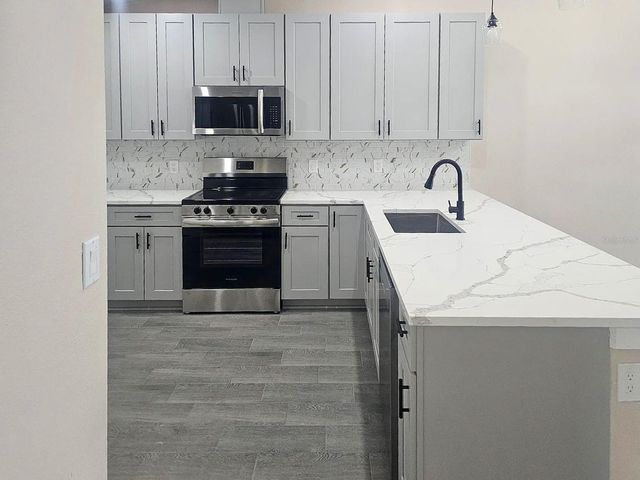 11154 PENDLETON AVENUE, Englewood, FL 34224