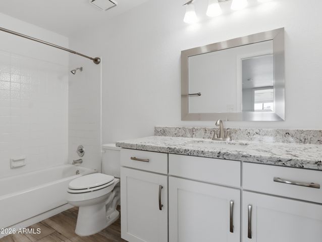 5201 E FELLARS Drive, Scottsdale, AZ 85254