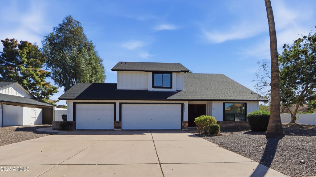 5201 E FELLARS Drive, Scottsdale, AZ 85254