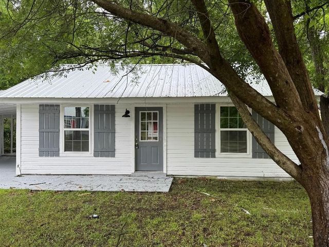 507 SE 4th Street, Springhill, LA 71075