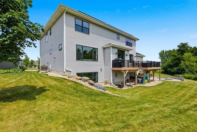 2331 Butterfly Circle, Sun Prairie, WI 53590