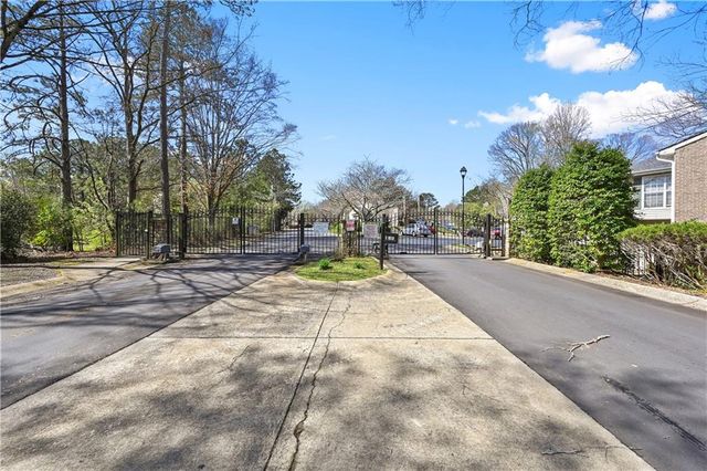 1166 Booth Road SW 306, Marietta, GA 30008