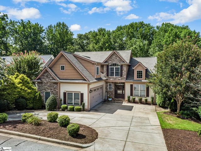6 Mendenhall Court, Simpsonville, SC 29681