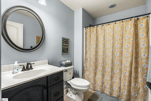 6 Mendenhall Court, Simpsonville, SC 29681