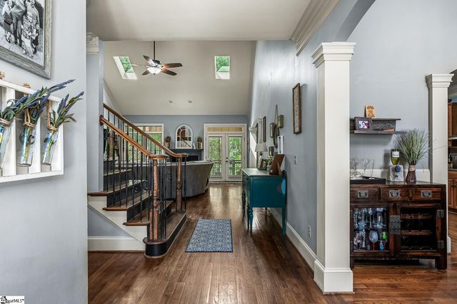 6 Mendenhall Court, Simpsonville, SC 29681