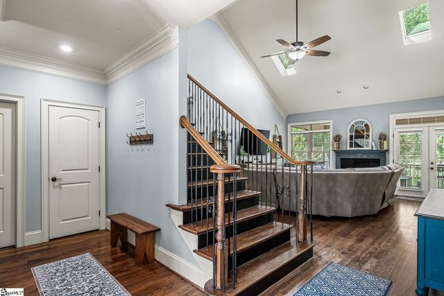 6 Mendenhall Court, Simpsonville, SC 29681