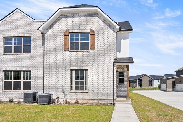 109 Blackberry Lane, Georgetown, KY 40324