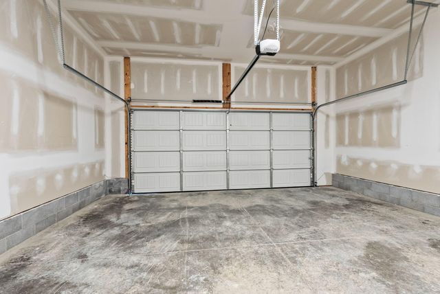 109 Blackberry Lane, Georgetown, KY 40324