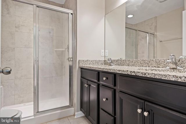 33 IRON GATE RD, Sicklerville, NJ 08081