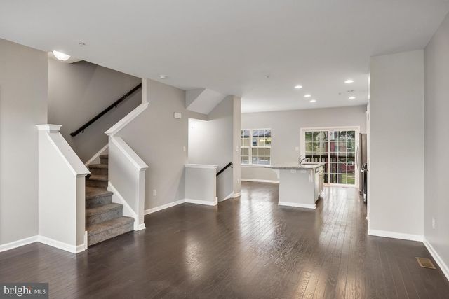 33 IRON GATE RD, Sicklerville, NJ 08081