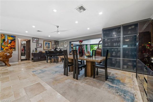 38 Willoughby DR, Naples, FL 34110