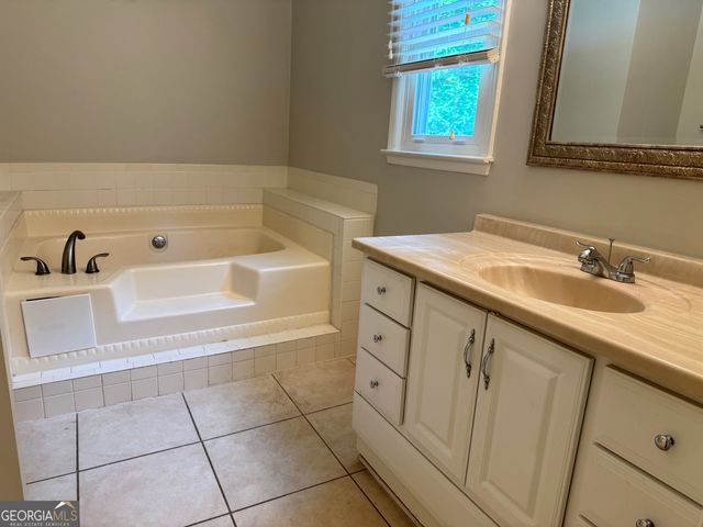 139 Burnham, Peachtree City, GA 30269