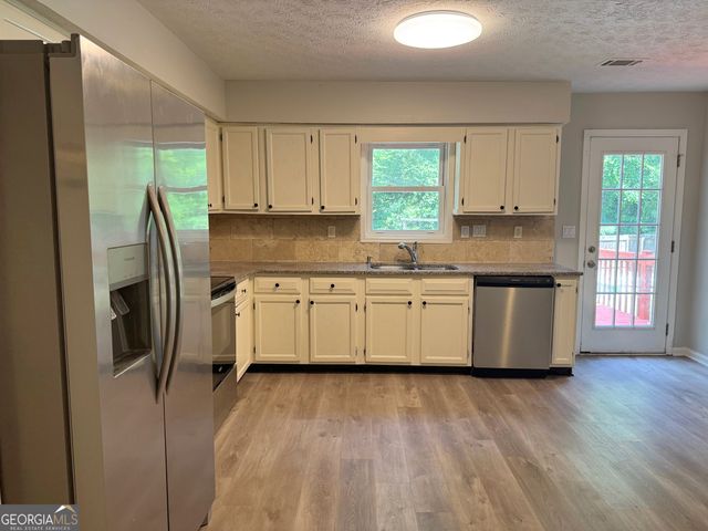 139 Burnham, Peachtree City, GA 30269