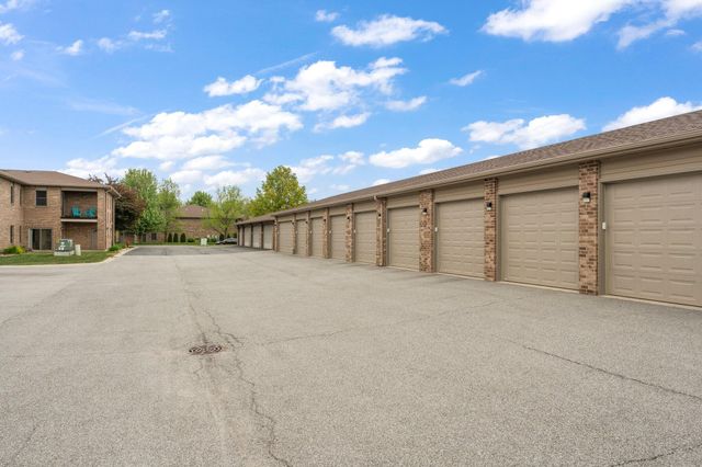 1367 Prairie Drive, Crown Point, IN 46307