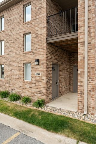 1367 Prairie Drive, Crown Point, IN 46307