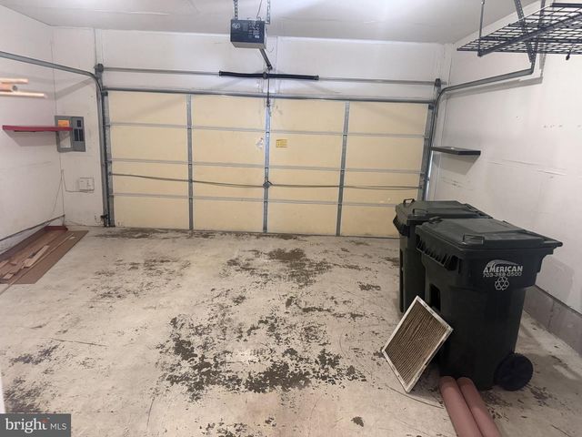 12904 LEATHERWOOD LN, Woodbridge, VA 22192