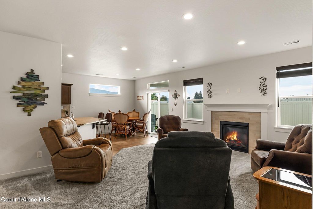 1409 N Mongeau ST, Post Falls, ID 83854 photo 3