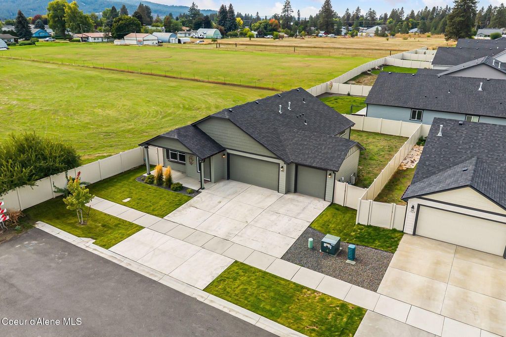 1409 N Mongeau ST, Post Falls, ID 83854 photo 4