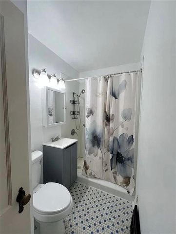 842 Barnett Avenue, Kansas City, KS 66101