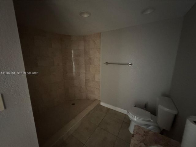 3301 Spanish Moss Terrace 604, Lauderhill, FL 33319